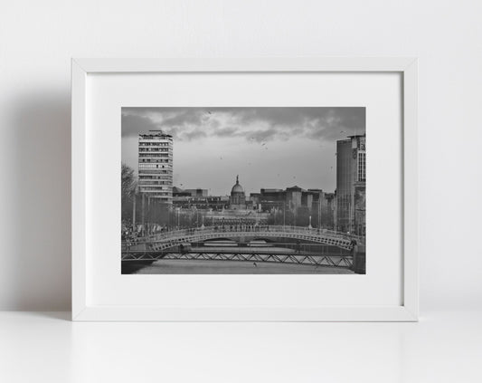 River Liffey Dublin Black And White Print