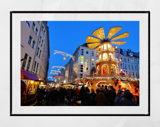 Christmas Decor Dresden German Market Print